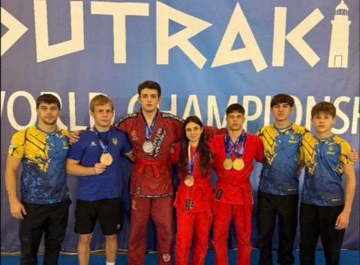 Сумські бійці вибороли шість медалей чемпіонату світу з греплінгу фото