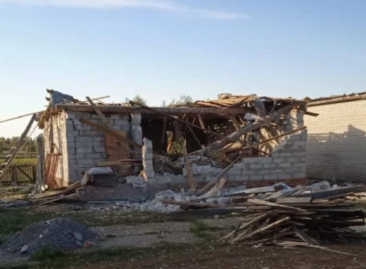За день на Сумщині від обстрілів пошкоджено 8 будинків фото