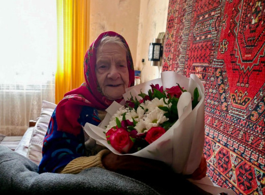 Мешканка Глухова Олександра Рудкіна відсвяткувала 100-річчя фото
