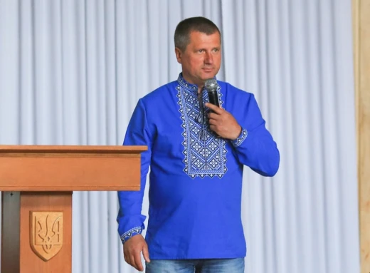 Мер Охтирки у топ-7 по найбільшій зарплаті серед голів громад в України фото