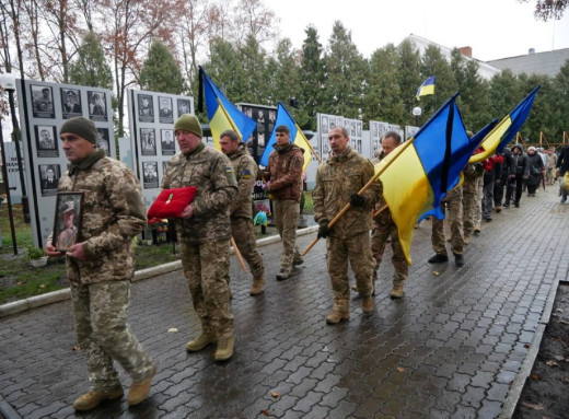 Роменська громада попрощалася з героєм Сергієм Нужним фото