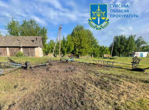 На Сумщині ворожа атака забрала життя чоловіка — розпочато розслідування фото На Сумщині ворожа атака забрала життя чоловіка — розпочато розслідування фото