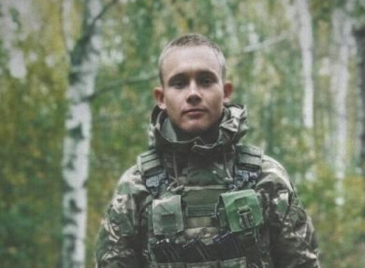 Півтора року вважався зниклим безвісти: Боромлянська громада попрощається з 19-річним захисником фото