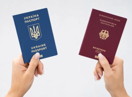 В Україні набув чинності закон про множинне громадянство фото