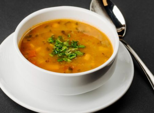 🍲 7 продуктів, які зроблять суп ситнішим і поживнішим фото