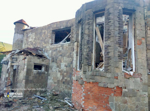 У Сумській громаді внаслідок російської атаки постраждали 16-річний хлопець та його бабуся фото У Сумській громаді внаслідок російської атаки постраждали 16-річний хлопець та його бабуся фото