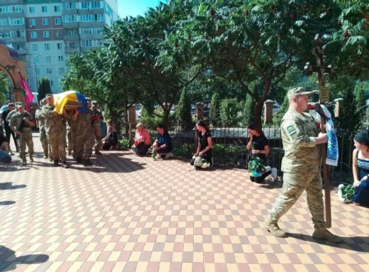 Сумська громада попрощалась із Дмитром Білошапкою фото