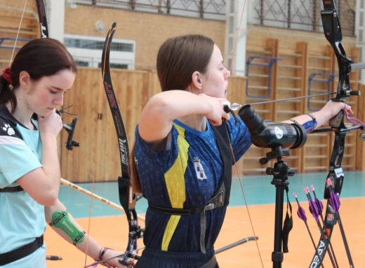 Юні сумські лучники здобули призові місця на Всеукраїнських змаганнях фото