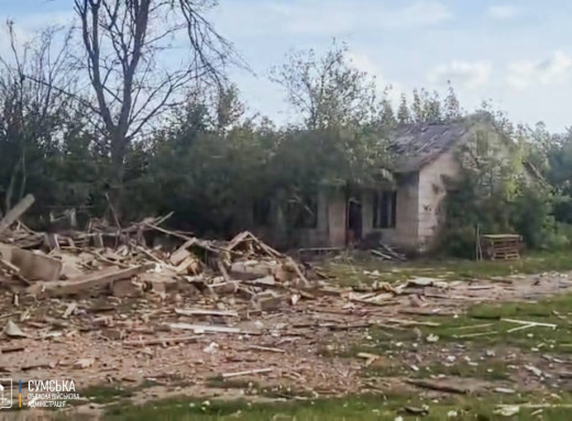 Сумщина під обстрілами: є загиблі та поранені, ворог продовжує нищити цивільну інфраструктуру фото Сумщина під обстрілами: є загиблі та поранені, ворог продовжує нищити цивільну інфраструктуру фото