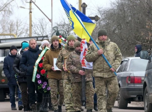 У Свесі попрощалися із захисником Іваном Скрипцовим фото