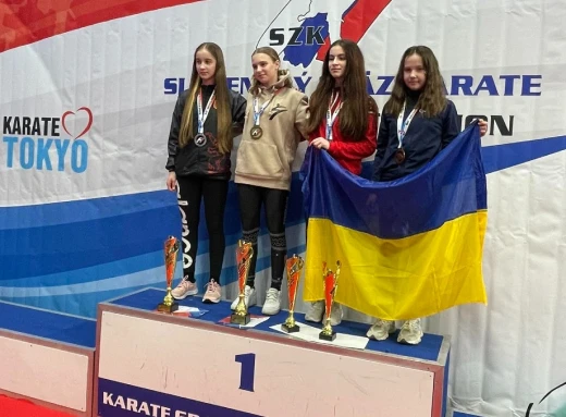 Каратисти з Сумщини здобули три медалі в Словаччині фото