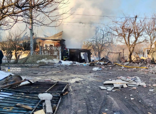 Ранковий удар по Сумах: пошкоджено вісім будинків фото