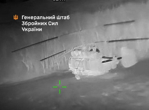 Сили оборони уразили вертоліт Ка-27 в Криму та нафтозавод у Краснодарському краї фото