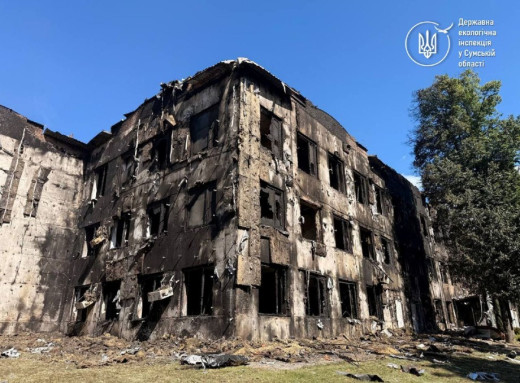 Ворожа атака спричинила масштабні екологічні збитки в Сумах фото Ворожа атака спричинила масштабні екологічні збитки в Сумах фото