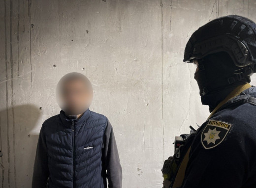 Поліція Сумщини затримала підозрюваного у вбивстві та викраденні авто фото Поліція Сумщини затримала підозрюваного у вбивстві та викраденні авто фото