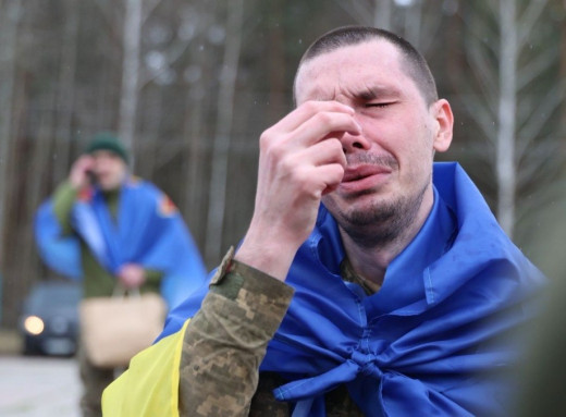 Перед Великоднем з полону повернули 182 українців, серед них є нацгвардійці з ЧАЕС фото