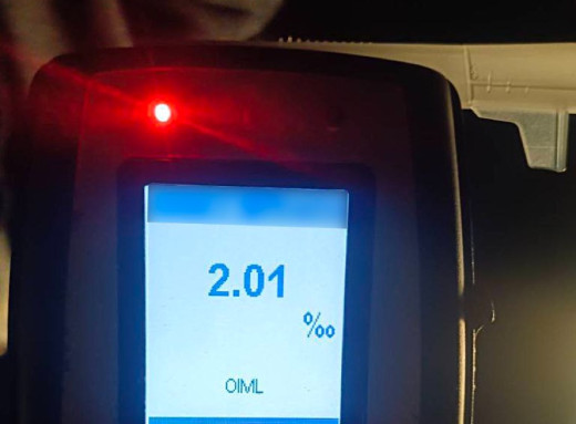 Перевищення норми у 10 разів: патрульні виявили п’яного водія за кермом у Сумах на блокпосту фото