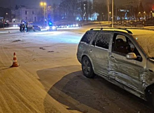 У середмісті Сум п’яний водій влаштував ДТП фото