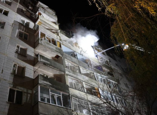 Внаслідок нічної атаки «Шахедів» госпіталізовано 14-річну дівчину, є 11 постраждалих фото