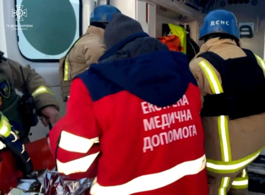 Рятувальники Сумщини допомогли літній жінці, яка потребувала медичної допомоги фото