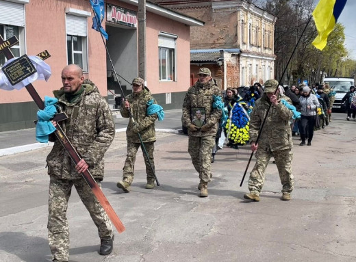 Кролевецька громада провела в останню путь морського піхотинця Ярослава Колпакова фото