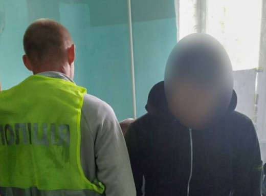 У Сумах молодик «замінував» паб, бо його не пустили всередину фото