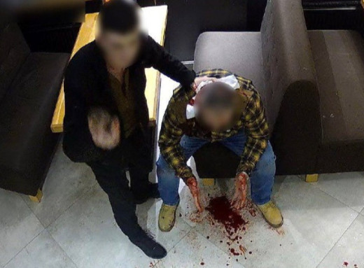 Справа про бійку в конотопському кафе: син депутата постане перед судом, а батько переховується фото