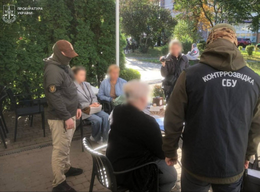 Затримано офіцерку Генштабу ЗСУ, яка за $10 000 обіцяла «квиток» за кордон для ухилянта фото