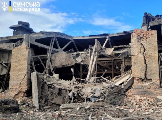 Кількість жертв та постраждалих від ракетного удару по Сумах зросла фото Кількість жертв та постраждалих від ракетного удару по Сумах зросла фото