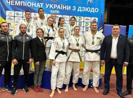 Сумські дзюдоїсти з медалями чемпіонату України фото