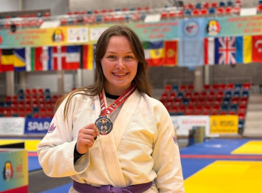 Шосткинка виграла чемпіонат Європи з джиу-джитсу фото Шосткинка виграла чемпіонат Європи з джиу-джитсу фото