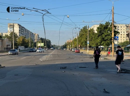 Через ворожий обстріл змінено рух комунального транспорту по проспекту Свободи в Сумах фото