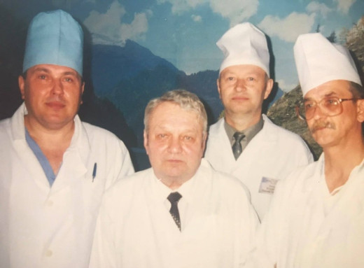 На Сумщині помер Володимир Бондаренко — відомий лікар-реаніматолог фото На Сумщині помер Володимир Бондаренко — відомий лікар-реаніматолог фото