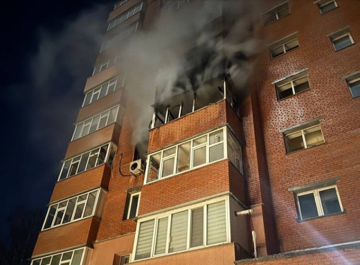 Ворог атакував житлові будинки в Сумах фото