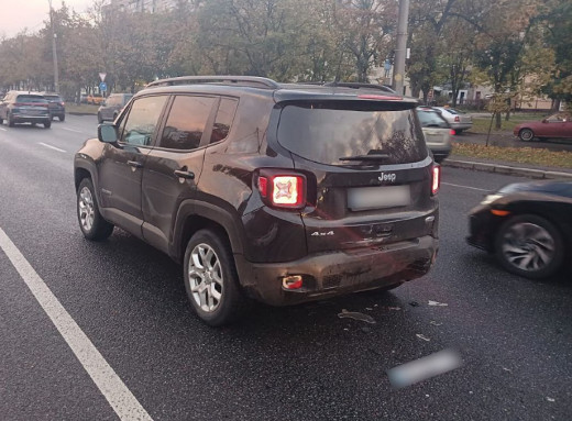 У Сумах п’яний водій врізався в авто і втік: у крові 2,43 проміле фото У Сумах п’яний водій врізався в авто і втік: у крові 2,43 проміле фото