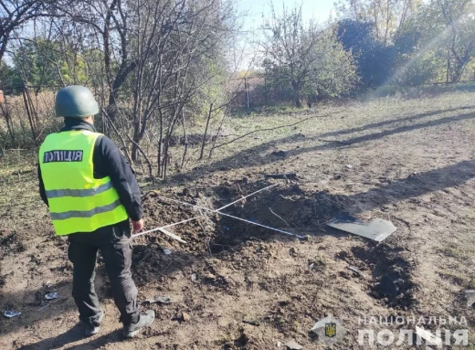 На Сумщині ворожі обстріли пошкодили критичну інфраструктуру та магазини фото