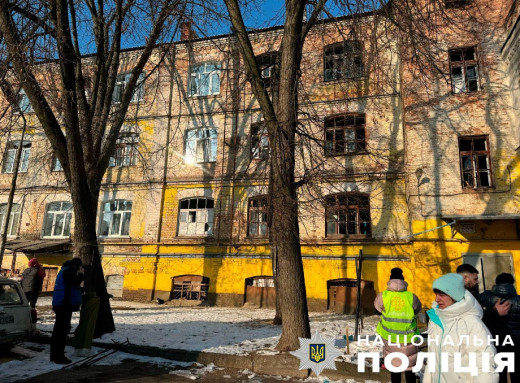 Масована атака безпілотників по Сумщині: поліція фіксує наслідки влучань фото