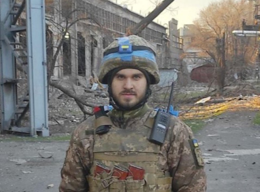Захисник Маріуполя Богдан Шокота з Ромен повернувся з 3-річного російського полону фото Захисник Маріуполя Богдан Шокота з Ромен повернувся з 3-річного російського полону фото