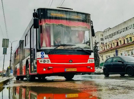 У Сумах із суботи змінюється розклад руху трьох автобусних маршрутів фото