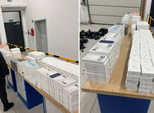 На українській митниці затримали контрабанду з 820 айфонів на 35 мільйонів гривень фото