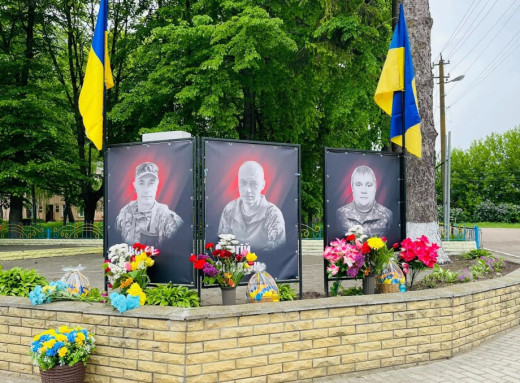 У селі Дубовичі на Кролевеччині відкрили Алею Слави та Пам’яті полеглих захисників фото