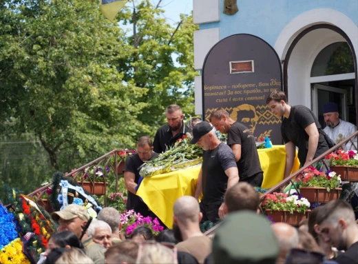 Охтирчани попрощалися із захисником Ігорем Лапіним фото