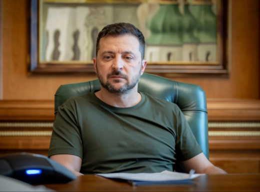 Зеленський: росія перекидає війська з сумського напрямку на Донбас фото
