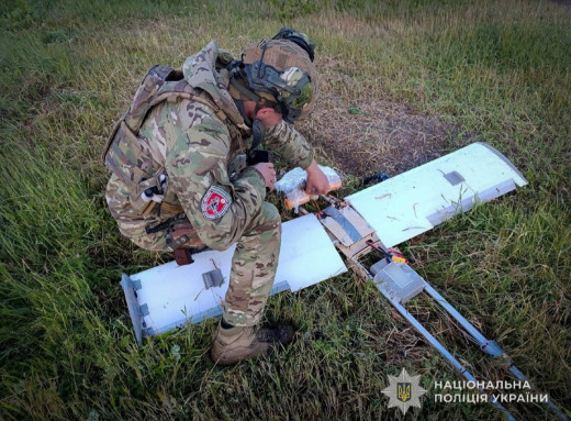 На Сумщині вибухотехніки поліції знешкодили два ворожих БпЛА фото