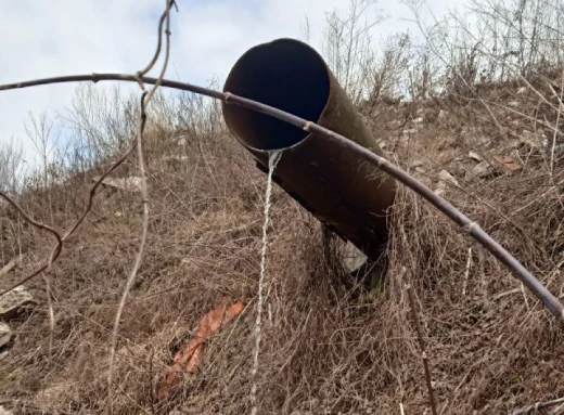 У Сумах виявлено незаконний скид каналізаційних стоків фото