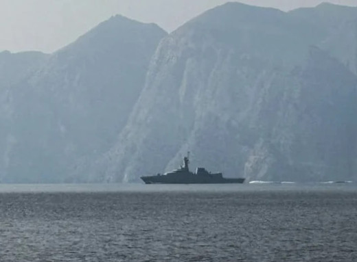 США послаблюють санкції: дозволили продати іранську нафту, яка вже застрягла в морі фото