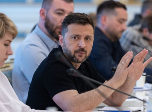 Зеленський: на Сумському напрямку росіяни накопичили понад 50 тисяч військових фото Зеленський: на Сумському напрямку росіяни накопичили понад 50 тисяч військових фото