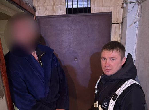 На Сумщині екоінспектор та його знайома опинилися під слідством за одержання хабаря за «вирішення питання» фото На Сумщині екоінспектор та його знайома опинилися під слідством за одержання хабаря за «вирішення питання» фото