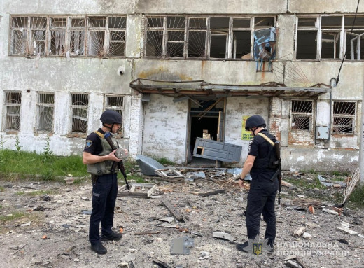 Поліція Сумщини документує воєнні злочини рф: поранено підлітка, руйнування інфраструктури (фото) фото