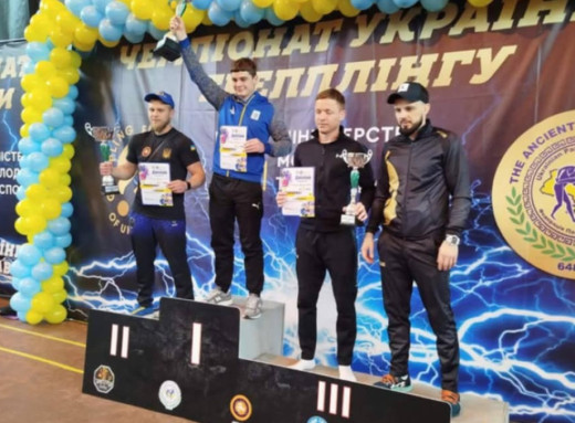 Юні бійці з Сумщини стали кращими на чемпіонаті України з панкратіону фото Юні бійці з Сумщини стали кращими на чемпіонаті України з панкратіону фото